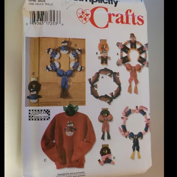 Simplicity Sewing Pattern 9775 Seasonal Door Decorations - Picture 1 of 1